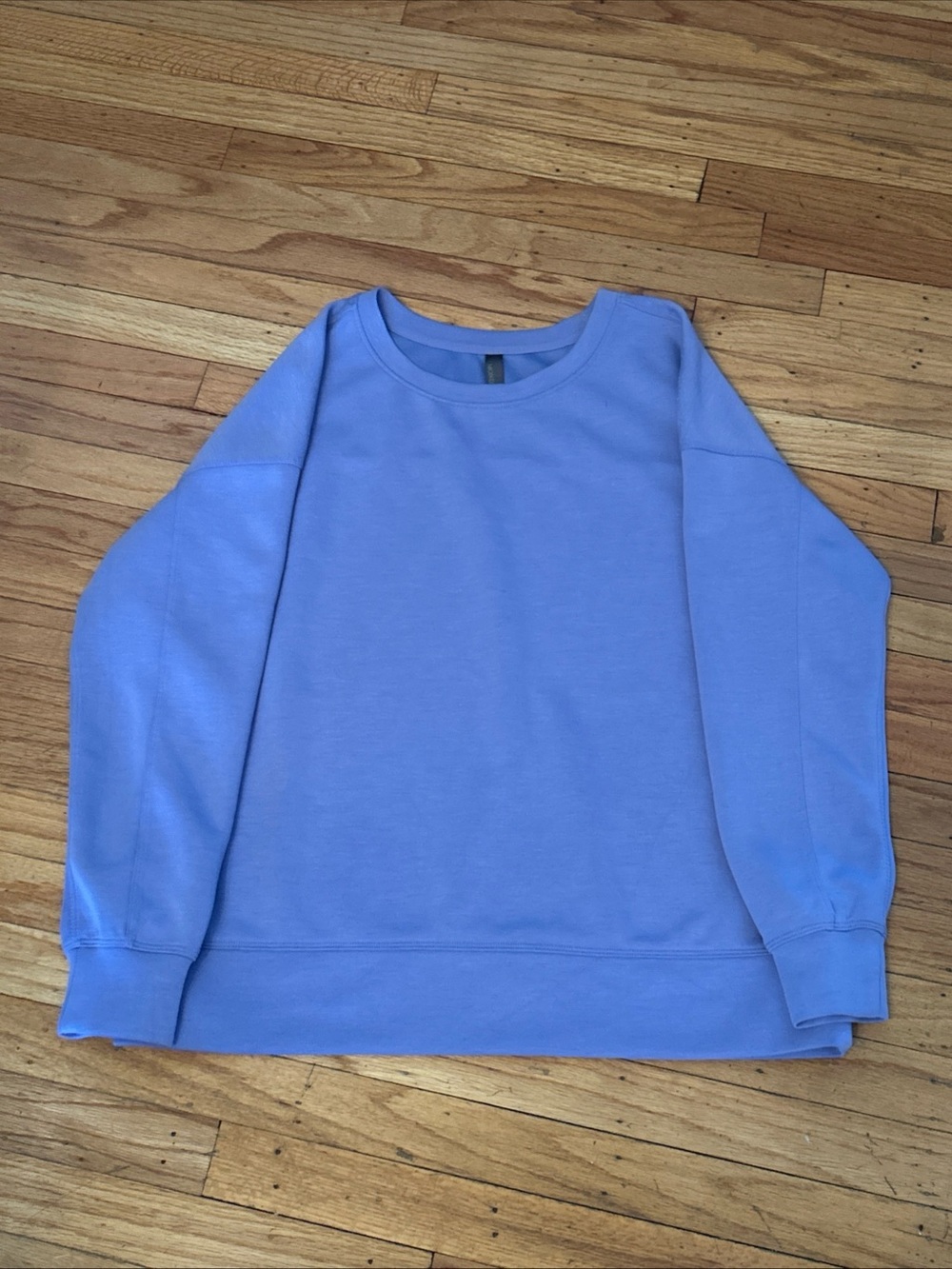 Mondetta Women's Midweight Scuba Crewneck Sweatshirt Periwinkle Large Relaxed